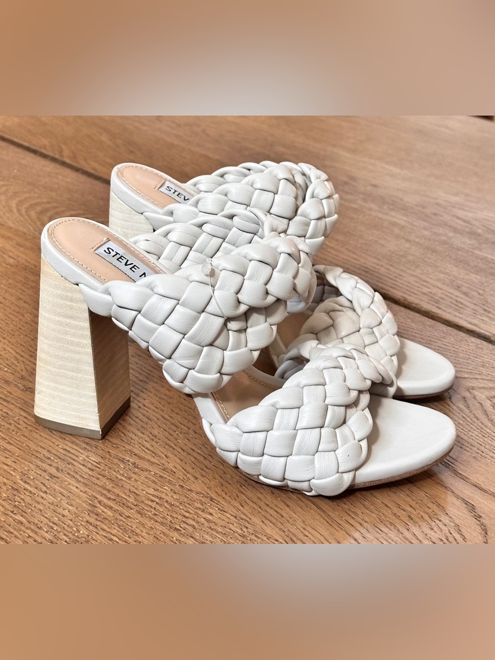 Steve Madden White Braided Block Heel Mules size 6M